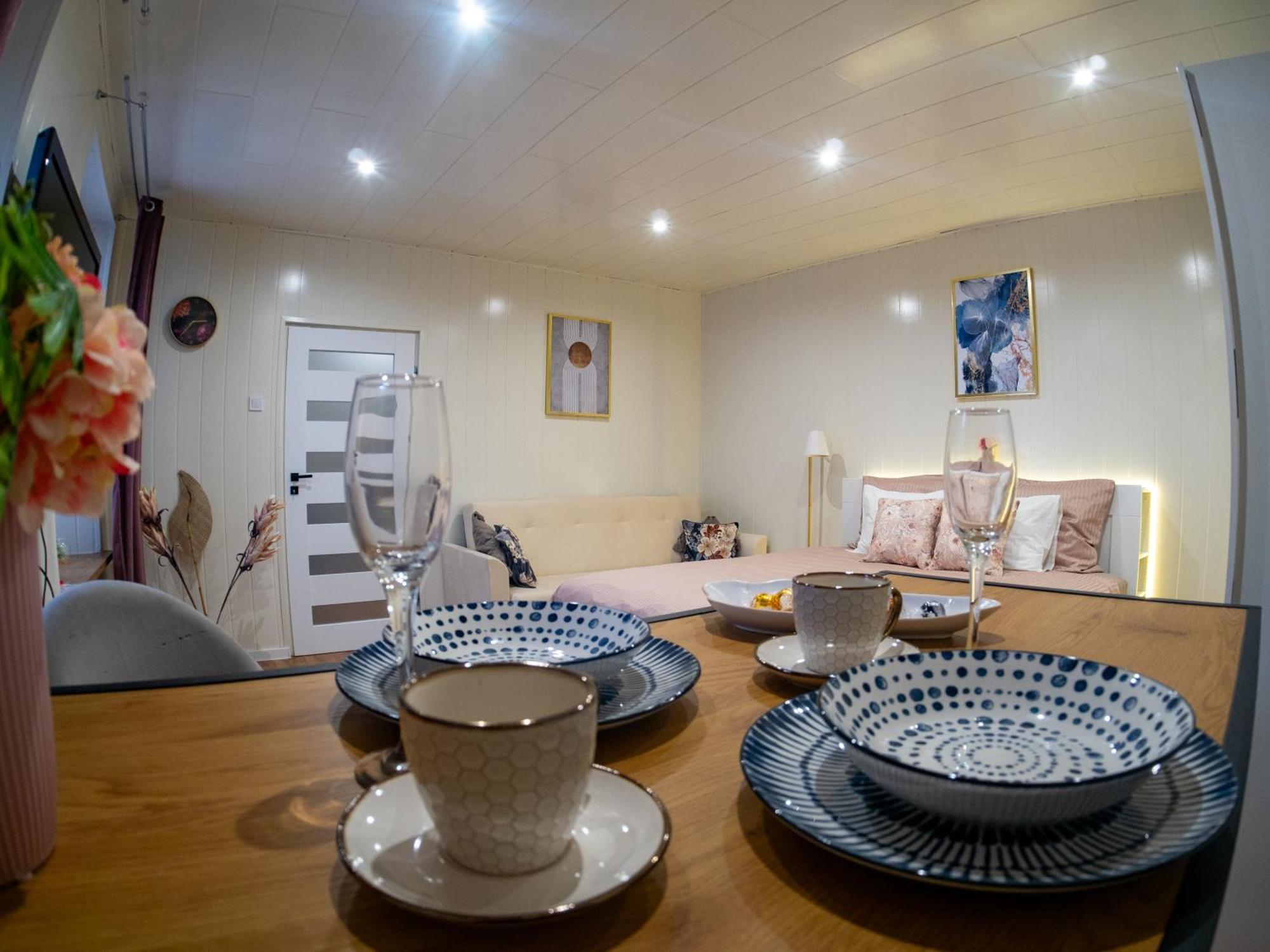 Apartament Classic Comfort Aleja Nmp 8 - Free Parking 쳉스토호바 외부 사진
