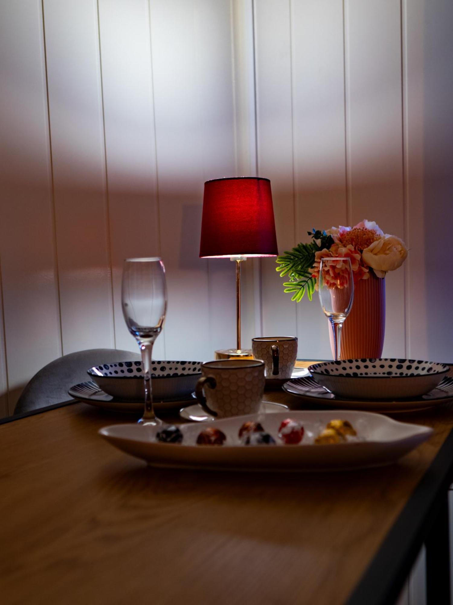 Apartament Classic Comfort Aleja Nmp 8 - Free Parking 쳉스토호바 외부 사진